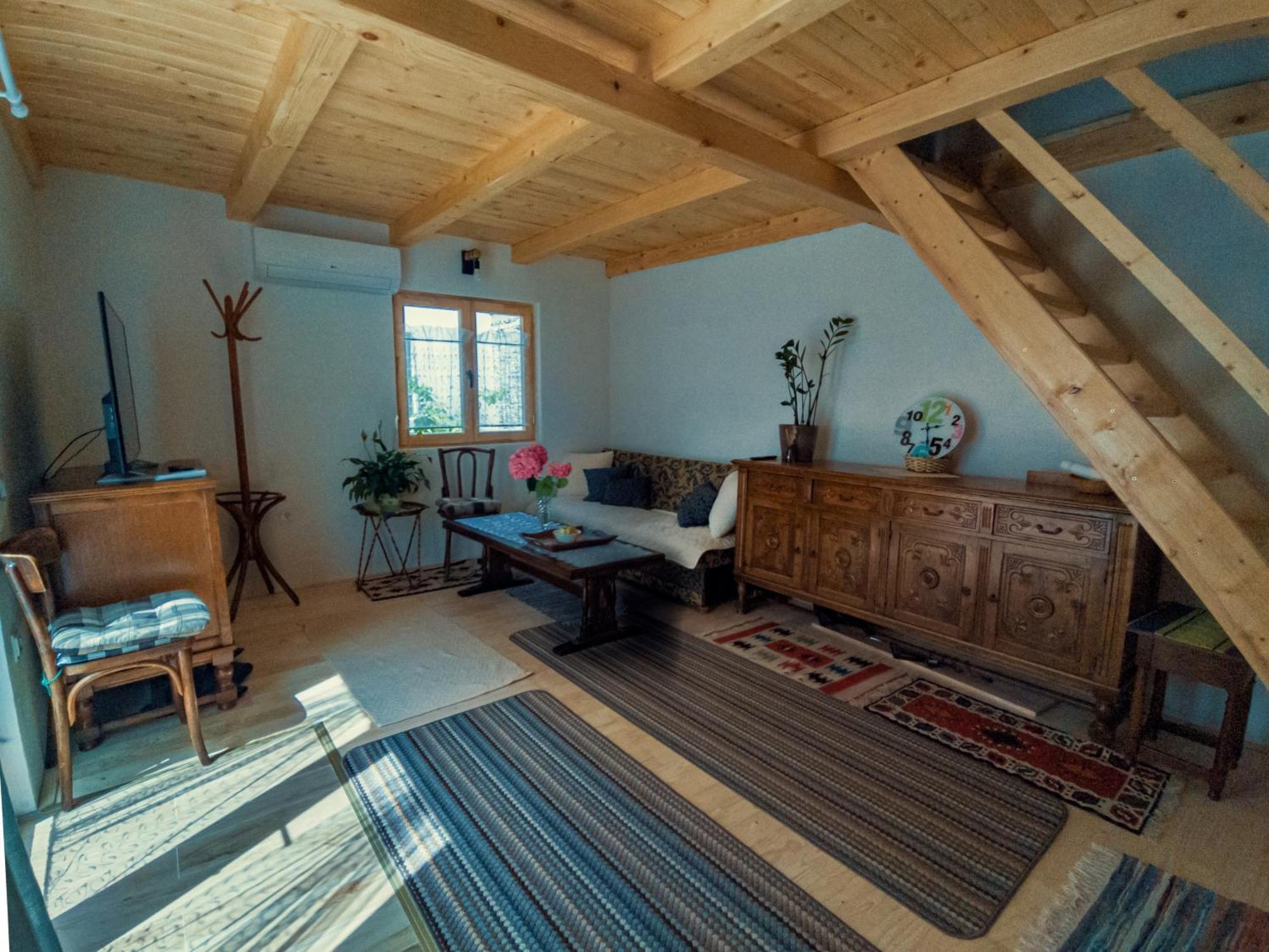 Guest House Nizama'S Place ซาราเยโว ภายนอก รูปภาพ